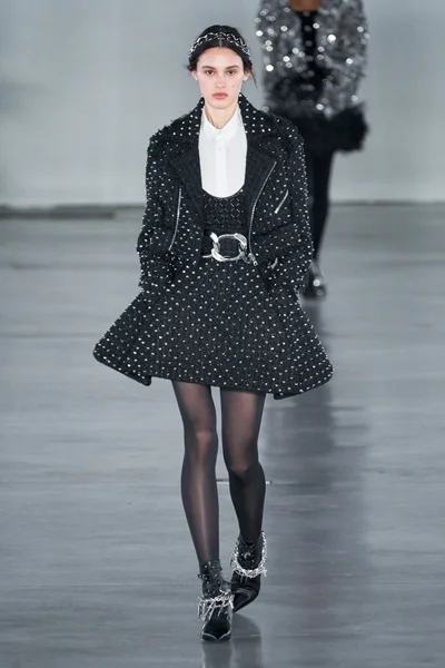 Look 2